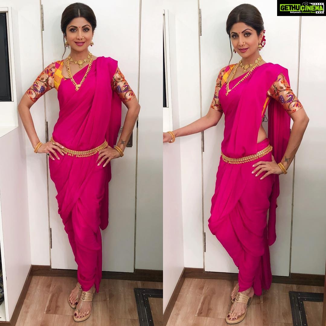 Shilpa Shetty Instagram - All set to celebrate the colours of India on today’s episode of #superdancerchapter2 ! Wearing @houseofneetalulla. Jewels by @whpjewellers @amrapalijewels Styled by @sanjanabatra assisted by @akanksha_kapur Make up @ajayshelarmakeupartist Hair by @sheetalfkhan Managed by @bethetribe