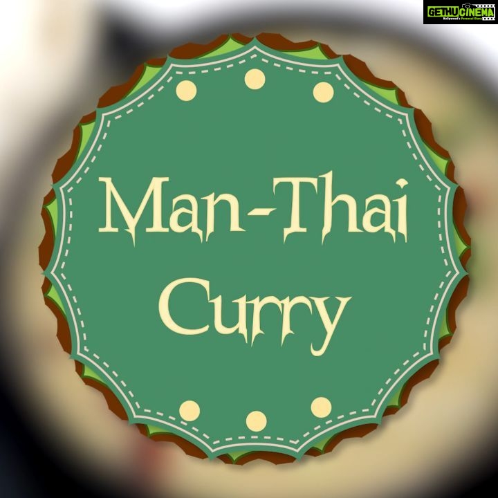 Shilpa Shetty Instagram - Give your day the ideally unique twist by stirring together the best of both, the the Mangalorean as well as the Thai worlds! My yummy yet healthy Man-Thai Curry that works wonders when served with rice, appams and especially neer dosa is one of the twist you can’t afford to miss! Join me as we whip it up together! #SwasthRahoMastRaho #TheArtOfLovingFood #TastyThursday #Mangalorian #thaicurry