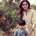 Shilpa Shetty Instagram - Couldn't contain my excitement🙈Guilty as charged , did steal 1 pomegranate for my son🙈😱🙏But made up for it by taking a photo with the farmer who recognised the thief😂#madness #crazyday #mothersonpicnic #funday