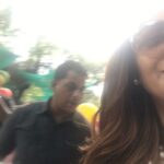 Shilpa Shetty Instagram - Fresh Sugarcane juice 😬taken out the traditional way in the village. En route back from Shirdi😇👌yum #fresh #organic #sugarcanejuice #familytime #stopover