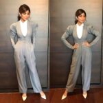 Shilpa Shetty Instagram - Dressed for the #Bnatural brand event. In my corporate avatar styled by @mohitrai Outfit: ashish soni (@nashishsoni) Jewels: swarovski (@swarovskiindia) @kurtgeiger shoes @cosstores Collar. #corporatelook #glamacorp #cool