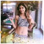 Shilpa Shetty Instagram - Make that post Yoga glow last long with the SSK filter. Guys, don't forget to participate in the contest. Just send in your selfies using the #SuperSeUparSelfie and tag @beautyplus_in to win an amazing makeover and my autograph. Also if you don't have the app so just Download it here: http://m.onelink.me/f010cc8f #BeautyPlus #Meitu