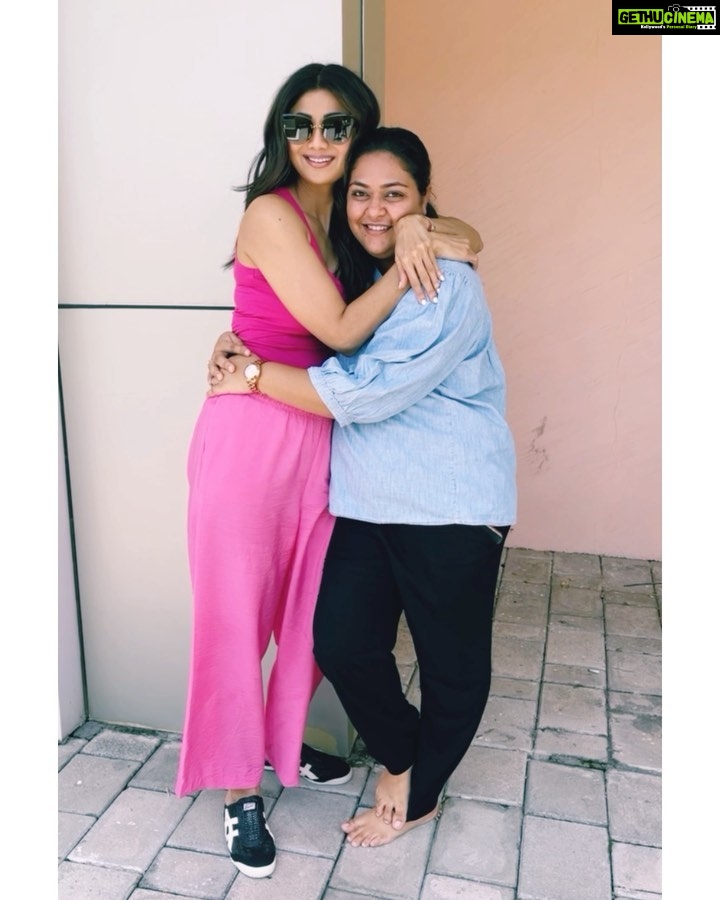 Shilpa Shetty Instagram - Wish you a very Happppppppyyyyyyyy Birthday, my dearest darling @anishisharma. This video perfectly summarises our equation😂😅🤣 Thank you for being a complete package: a hard taskmaster of a manager, friend/ sister agony aunt, confidante, secret-keeper, critic, and sounding board❤️What would I do without you! Thank YOU for always having my back and understanding me quicker than most of the world 😂🤣🧿 May you be blessed with all the health, success, and happiness in the world❤️🤗🧿Love you, always and forever! . . . #gratitude #birthdaygirl #love #unconditional