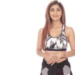 Shilpa Shetty Instagram - If you suffer from stomach troubles, the exercise I personally recommend is Padhastana. Do it regularly and feel your troubles disappear! Powered by @kayamchurna #SwasthRahoMastRaho #TheArtOfBalance