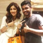 Shilpa Shetty Instagram – Guess who I met in the lobby 😬So happy to see u @imsanjusamson .U deserve all the success , so proud👏#cricketfamily #love #bonds