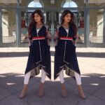 Shilpa Shetty Instagram – Today’s look for Google and Facebook HQ visit,wearing a jacket @amitaggarwalofficial ,@topshop jeans @lkbennettlondon shoes #shilpashettywellness #sanfrancisco #wellness #missionhealth #swasthrahomastraho