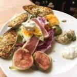 Shilpa Shetty Instagram – My idea of a perfect salad, salad leaves tuna,green and yellow tomatoes, fresh figs baked mussels topped with goats cheese. Yumm😬#lovefood #creating #lifestylemodification