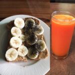 Shilpa Shetty Instagram - Early breakfast ,5Seeded toast with almond butter bananas and chia seeds ( had 2 slices) with a Carrot Apple ginger juice😁💪#yummy #lifestylechange #healthybreakfast