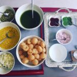 Shilpa Shetty Instagram - Sunday Binge day.. My fav tea time snack.. Pani Puri( Sooji) with Ragda and the whole hog😅 #sundaybinge #foodcoma #familyfood #comfortfood