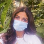 Shilpa Shetty Instagram – Mask up | Stay home | Stay safe😷 
.
.
.
.
#COVID19 #StayHome #StaySafe #MaskUp #WorldHealthDay #swasthrahomastraho