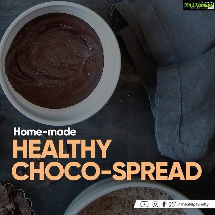 Shilpa Shetty Instagram - Making breakfasts and snack-time fun for the kids is no less than a mission. Not only are their meals supposed to be yummy & creative, but also they need to be healthier. So, I tried out this delicious home-made Healthy Choco-spread! It’s completely devoid of the large amounts of refined-sugar found in the spreads available in the market. Also, maple syrup is a great alternative to sugar. It has antioxidant properties, provides vitamins & minerals, and is satiating. You must try making this at home, your kids and you will love it! @simplesoulfulapp . . . . . #SwasthRahoMastRaho #TastyThursday #HealthyChocoSpread #homemade #breakfast #refinedsugarfree #SummerIsHere #snacktime