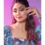 Shilpa Shetty Instagram - Caption this, #InstaFam! I’ll pin the best one(s) 📌❤️ . . . . . #lookoftheday #gratitude #blessed #ootd #outfit #workmode #IndiasGotTalent