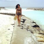 Shilpa Shetty Instagram - On the prowl 🐆 . . . . . #shutupandbounce #leopardprintlover #beachy #beachplease #lovelife #vacay #animalprint #gratitude #blessed #barefootchic
