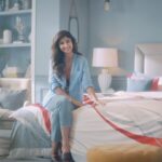 Shilpa Shetty Instagram - When was the last time you gave your home a makeover? My bedroom reflects my style... What about yours? @stellarhomeusa . . . . . #StellarHome #Mybedroommystyle #Bedroom #Bedding #Supersoft #Gifting #Shades #Modern #Trendy #Beautiful #Colors #Sleep #Exclusive #Vibrant #Inspire #Mystyle #Contemporary #Goodvibes . . Campaign curated by @2_andtwo