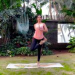 Shilpa Shetty Instagram - In the Winter season, our joints and limbs need a little extra attention. It’s important now more than ever because, for most of us, physical activity has dropped considerably. I can’t emphasise enough on the role Yoga plays in helping us stay healthy and agile. This morning, I got back to my routine and started my day with the Eka Pada Baddha Padma Vrikshasana. It is excellent for strengthening the ankles, calves, thighs, glutes, and spine. It also improves balance, flexibility of the knees & ankles, and helps improve concentration. It never ceases to amaze me how Yoga focusses on the entire body simultaneously. Tag a friend who you think should make Yoga a way of life 🧘🏻‍♀️ 🧘🏻‍♂️ @simplesoulfulapp . . . . . #MondayMotivation #SwasthRahoMastRaho #SSApp #SimpleSoulful #yoga #yogasehihoga #FitIndiaMovement #FitIndia