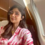 Shilpa Shetty Instagram - Refreshed. Rejuvenated. Rebooted. All set for you, 2021. Bring it on, but be kind to our DreamSS❤️🌈 ~ @DreamSSbySS . . . . . #FlyingHigh #DreamSS #gratitude #tiedye #colour