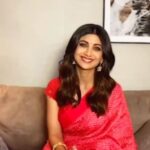 Shilpa Shetty Instagram - Wishing you a very happy and healthy Diwali. SRL Home collection service has made testing super easy. Book from the comfort of your home to experience safe & hygienic home collection. @srlcare Download the SRL Diagnostics App or call 1800222000.   #SRLdiagnostics #HomeCollection #SafetyFirst #Hygienic #HealthFirst