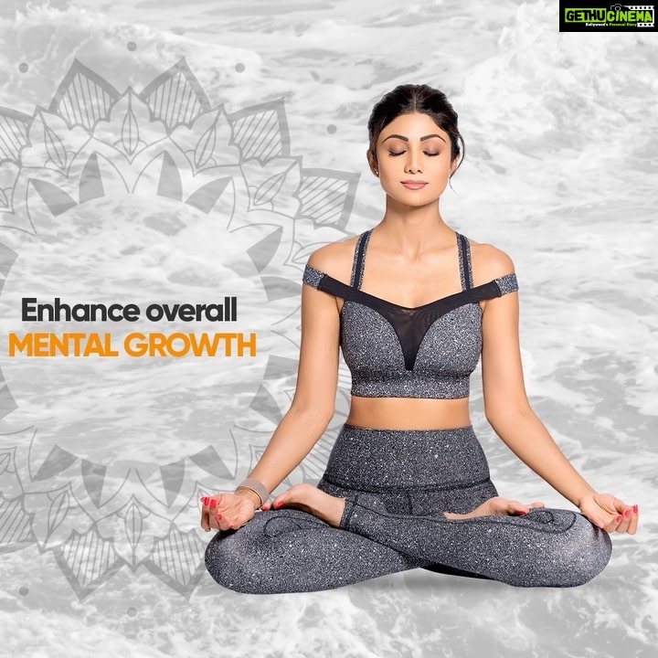 Shilpa Shetty Instagram - It is so important to be able to stay calm and composed amid all that is happening around us. Not only does it help us think clearly, but also helps take better decisions. Connecting with ourselves at a deeper level and aligning the mind-body-soul through daily meditation help us attain that composure over time. Meditating also helps improve focus, dispel built-up anxiety levels, and get better sleep. Activate your energy chakras and work on bettering your overall mental health through special meditation programs on the @simplesoulfulapp 🧘🏻♀️🧘🏻♂️ If you haven’t downloaded the app yet, head to my stories and download-&-subscribe now! Take care of yourselves for your loved ones🤗❤️ . . . . . #MondayMotivation #SimpleSoulful #fitindiamovement #SwasthRahoMastRaho #SSApp #MentalHealth #meditate #StayCalm #KeepCalm