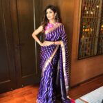 Shilpa Shetty Instagram - Indian handlooms sarees are such a treasure to own! The artistry involved, their uniqueness, and the efforts invested make each piece so incredibly special. Our culture & heritage are so richly woven into them that owning & wearing one makes you feel extremely special. Sharing a glimpse of one of my all-time favourite sarees with you. It looks & feels so regal & elegant, but is light as a feather & so easy to handle. On National Handloom Day today, I salute all the weavers who make hand woven garments look so effortless. I am #VocalForHandmade, are you? ❤️ @narendramodi, @smritiiraniofficial, @ministryoftextilesgoi . . . . . #NationalHandloomDay #VocalForLocal #handlooms #IndianHandlooms #MadeInIndia