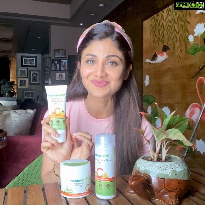 Shilpa Shetty Instagram - What you see is what you get with me, no masks... but the only time I wear one indoors is when I need to give my skin some love and nutrition. So, I tried the Vitamin C mask before going to bed and this is my ‘Mama skincare secret’ to waking up with a healthy glow! ☀️ @mamaearth.in’s Vitamin C night range nourishes my skin & leaves a vibrant glow on my face, waking me up with a refreshing radiance that gives me the perfect start to my day😍 Make Vitamin C a part of your skincare routine too, giving your skin the pampering it needs❤️ . . . #mamaearth #VitaminC #sleepmask #facewash #skincare #natural #naturalingredients #metime #mamatime #IWokeUpLikeThis #GottaCMyGlow