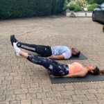 Shilpa Shetty Instagram – This date, last year in London… I really think you all must try this routine once. It’s sooooo good and you can actually feel your core tighten for the next 2 days. I wanted to kill ‘Sally’ by the end of it, seemed like a never-ending song; and I’m sure @rajkundra9 felt the same way about @bencolemanfitness too😅😂🤣💪 But, it was totally worth it! Missing these travels… and the workout, more so!
How are you bringing in the new week?
.
.
.
.
.
#MondayMotivation #FitIndiaMpvement #SwasthRahoMastRaho #core #fitness #healthylifestyle #throwback #LondonDiaries