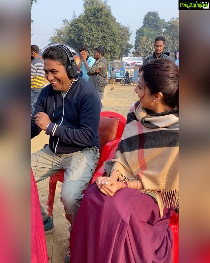 Shilpa Shetty Instagram - Celebrating one of the most sporting, patient, talented, an epicurean, and above all... funniest directors Iโve worked with, @sabbir24x7! Wish you a very Happy Birthday ๐ค๐๐ Hoping the year ahead brings you tons of happiness, success, and great health... canโt wait to hear u to say โRoll..Camera..Action!โ ๐งฟโค๏ธ Have to celebrate for many reasons once we meet (on the the other side) on the #Nikamma set. Until I can give you a tight hug and we can shove our faces with Rabdi and Jalebi ๐๐คฃmake do with this biggg virtual hugggg!๐ค๐ค๐ค๐๐ . . . . . #HappyBirthdaySabbirKhan #director #gratitude #blessed #friends #funny