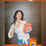 Shilpa Shetty Instagram - So, I took the new #TideLagaoDaagHatao fun challenge!! Head to @tide.india’s page, use the audio from the link in bio, and create your own version!! Don't forget to tag @tide.india! Over to you😎 #challenge #ad