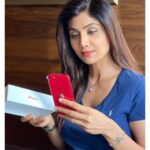 Shilpa Shetty Instagram – RED colour of Love❤️ But what I love even more about the new #iPhoneSE PRODUCT (RED) is the fact that 100% of the proceeds go to COVID-19 relief❤️ Wonderful initiative!