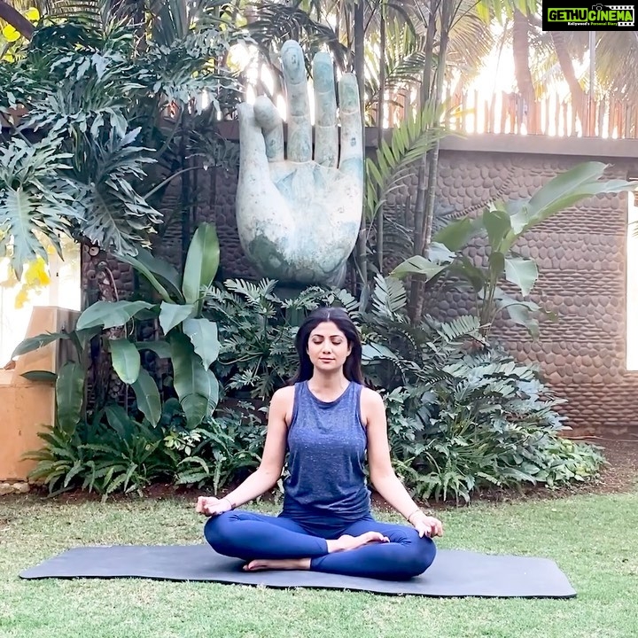 Shilpa Shetty Instagram - I take a few minutes off of my day, to just sit here and meditate so I can connect with nature and take in the beauty of our Mother Earth. It costs nothing, but the price we pay when we misuse it is way too high. The ability to breathe fresh air, eat clean, or have drinkable water is often taken for granted. It’s no wonder that while we are all indoors, the earth is healing 🌍 So, on the 50th Earth Day today; let’s pledge to conserve our resources, plant more trees, educate ourselves & those around us, choose a sustainable way of life, and adopt the mantra of ‘reduce-reuse-recycle’ as best as we can. It’s high time we did our bit too! . . . . . #SwasthRahoMastRaho #EarthDay2020 #EarthDay #MotherNature #stayhomestaysafe