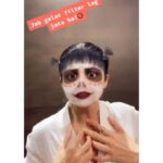 Shilpa Shetty Instagram – Aankhein jab bhi kholega tu payega mujhe,
Pehle khudko daraaungi phir daraaungi tujhe 😂😂
Finding ways to amuse myself… and you, in times like these😂😂🤣🤣🤣
Stay safe, stay home!
.
.
.
.
.
#laughs #fun #lockdowndiaries #quarantinelife