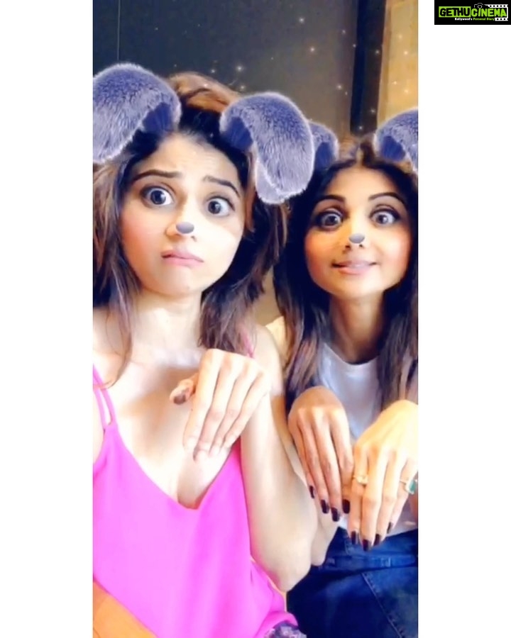 Shilpa Shetty Instagram - Missed #SiblingDay yesterday. So this is for you @shamitashetty_official ❤️ A sister is someone who knows your worst fears and darkest secrets. When your parents don’t understand your sister always will (or at least pretends to 😅) If as a woman you don’t understand how you can love your sister sooooo much that you can kill for her and wring her neck at the same time... then you are a single child! 🤷🏽♀️🤣 From all our shenanigans to all our ‘girlie issues’, I will always cherish those childhood memories, even when we fought like cats & dogs and then made up like nothing happened 😂. But most importantly, I had someone who kept me going on my lowest days amid all the struggles life could throw at me, and for that I’m forever grateful to you for standing by me. Time has flown by but this must be said, you are IRREPLACEABLE. It’s “US” against the World, always... my Tunki ❤️😘😍🧿Ae love ya!🌈🦋 ~ Also, wishing all of you a very Happy and Blessed Easter! ❤️🥳 . . . . . #20DaysOfGratefulness #Day17 #HappyEaster #sisters #MunkiAndTunki #family #siblinglove #gratitude #love