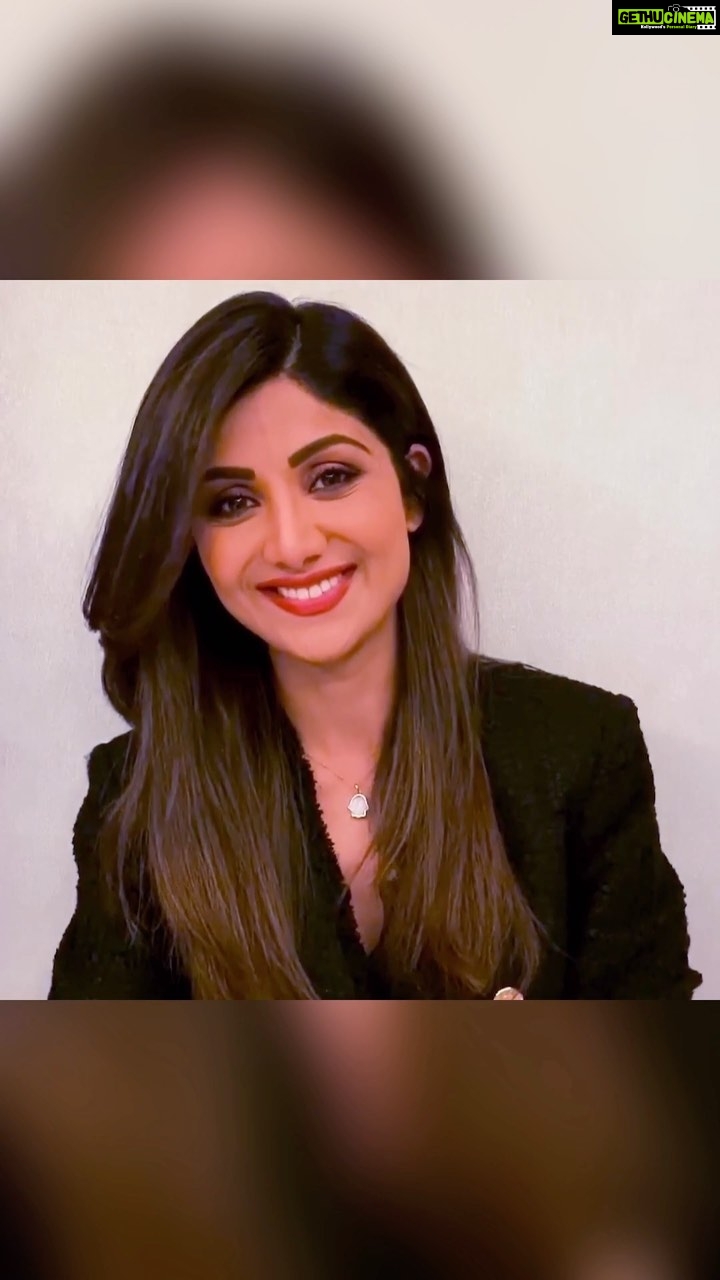 Shilpa Shetty Instagram - SUPER EXCITEDDDDD!!!🥳🥳🥳 It’s incredible how we've grown together over the years and become 15 MILLION strong!❤🌈🧿 Can’t thank you enough for the love you all have sent my way and the support you've extended always. Love you all!!!🙏🏻❤✨🌈🧿 . With gratitude, SSK . . . . . . . . #15Million #InstaFam #happiness #gratitude #blessed #carpediem #love #positivity #strength