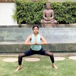 Shilpa Shetty Instagram - I truly believe that when it comes to choosing between a fitness routine and yoga, it’s best to go ‘with the flow’. Do whatever it is that you feel like doing. So, today, I practiced the ‘Hip opener flow’ with the Prasarita Padottanasana, Utkata Konasana, & Malasana. As a combination, these yoga asanas help stretch and strengthen the hamstrings, hips, and spine opening up the lower body. This flow also helps promote better functioning of the reproductive organs, reduces abdominal fat, and improves balance. How are you keeping up the motivation today? . . @sairajyoga . . . . . . . . #SwasthRahoMastRaho #MondayMotivation #FitIndia #GetFit2020 #healthy #yoga #yogisofinstagram #healthylifestyle