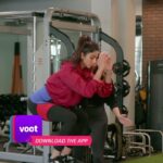 Shilpa Shetty Instagram – Speaking about being healthy and fit,
Made this conversation with @sophiechoudry so LIT! 🔥

Catch it on @voot today, Sunday, November 17!
~
Outfit: @michi_ny | @mazeixofficial 
Jacket: @filaindia 
Shoes: @reebok 
Styled by: @sanjanabatra 
Assisted by: @rupangisharma
Hair: @sheetal_f_khan 
Makeup: @ajayshelarmakeupartist 
Managed by: @bethetribe
PR: @media.raindrop

#SwasthRahoMastRaho #WorkItUp #heathylifestyle #fitness