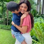 Shilpa Shetty Instagram - “Your soul is healed being with children” Thank you, my son, for keeping my heart, mind and soul ALIVE. You're my ray of sunshine, on the gloomiest of days with your smile, hugs and wet kisses🥰 May you always be protected, loved, and blessed. Thank you for making me relive my childhood vicariously through you. Love you!❤🧿 Happy Children’s day to you and all the beautiful children out there who make their parents heart happy ❤️🧿❤️🧿❤️ #happychildrensday #gratitude #love #sonlove #unconditionallove