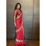 Shilpa Shetty Instagram – Karwa Chauth ready. ✨
~
Outfit: @pallavijaipur 
Jewellery: @golecha_jewels
Hair: @iosiswellness 
Styling: @sanjanabatra
Assistance: @devakshim
~
#karwachauth #ootd #sareenotsorry #fashion #red #fashion #celebration #indianwear #festivities