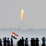 Shilpa Shetty Instagram - Have been up since early this morning, with bated breath to know about the proceedings of the #Chandrayaan2. To know that we tried and learnt is a lot better than not having tried at all. Was heartbreaking to see ISRO (@isro.in) chief K. Sivan sir in tears. Extremely proud of the entire team of scientists who have worked tirelessly to make this possible! #proudindian #proudofisro #gratitude #isro