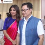 Shilpa Shetty Instagram – My pleasure and duty @kiren.rijiju Sir, this dream WILL be a reality soon… Congratulations on a fabulous start🙏💪🧿 Posted @withrepost • @kiren.rijiju I express my deep sense of gratitude & appreciation to @theshilpashetty for her active participation in the launch of #FitIndiaMovement by Prime Minister @narendramodi ji. She contributed with her valuable tips to make it a people’s movement.