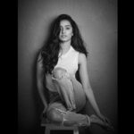 Shraddha Kapoor Instagram - 🖤🤍#WhiteTSeries @rohanshrestha