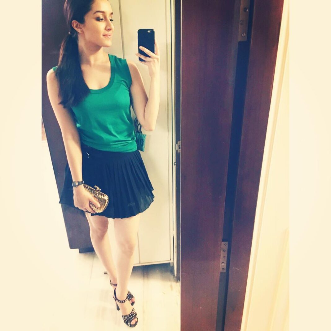 Shraddha Kapoor Instagram - #Throwback @mohitsuri birthday wearing @dolcegabbana top @redvalentino skirt @bottegaveneta bag @versace_official shoes ❤️