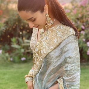 Shraddha Kapoor Instagram - 🔔🕊💜 @padmasitaa @namdeepak