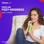 Shraddha Kapoor Instagram – Fav Shunya fizz flavour💚@drinkshunya @siddheshs swipe up link in my stories to order now 🙃🤤