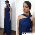 Shraddha Kapoor Instagram - #Repost @sanamratansi with @repostapp ・・・ Tonight for #thekapilsharmashow @shraddhakapoor wearing @lolabysumanb @dipublicrelations earrings @paromapopat shoes @stevemaddenindia #RockOn2 #stylecell