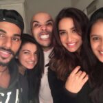 Shraddha Kapoor Instagram - Happy vibes only ✨💕😆❤️ #HalfGirlfriend #DreamTeam @amitthakur26 @sanamratansi @shaanmu @jahanviparekh17