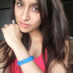 Shraddha Kapoor Instagram – When you reach your fitness goal for the day because of your cardio companion 😁👏💃🏻❤️ @fitbitin