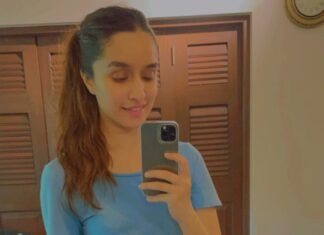 Shraddha Kapoor Instagram - Workout + @maaheknair = 😁🌸💜