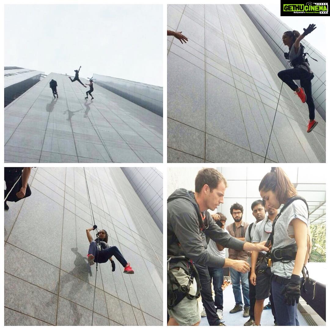 Shraddha Kapoor Instagram - That's ME! Just hanging off a building 😆#Bandaloop #Lakme #SoWeightless @lakmeindia