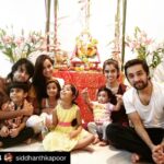 Shraddha Kapoor Instagram – Ganpati Bappa morya!!! ❤️