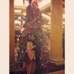 Shraddha Kapoor Instagram - Merry Christmas in Vegas with MOMMY! #ABCD2 #VegasScenes