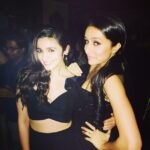 Shraddha Kapoor Instagram - Some #saturdaysaturday fun with @aliaabhatt :) at #EkVillain success party